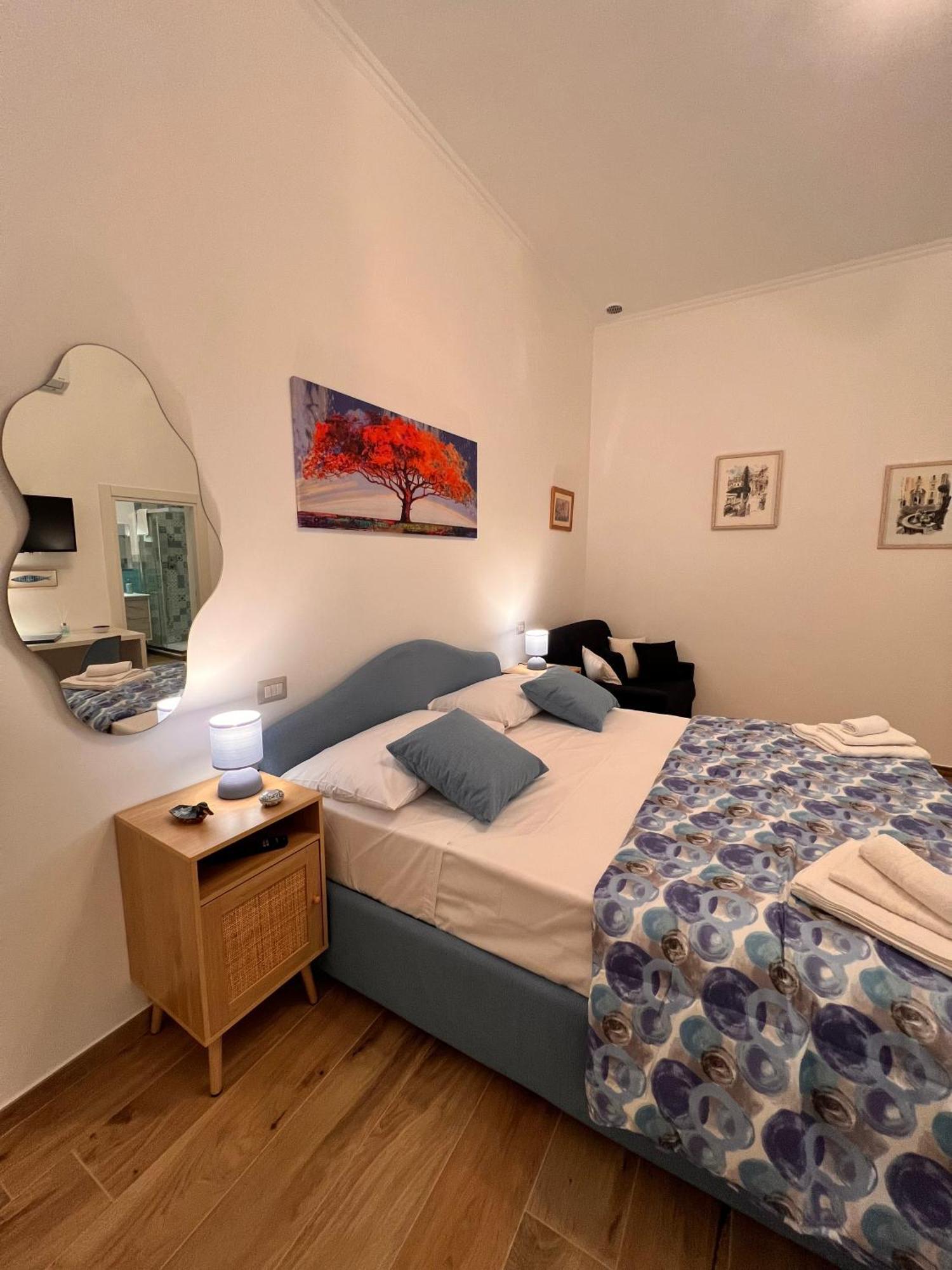 Eric'S House Διαμέρισμα Σαλέρνο Εξωτερικό φωτογραφία