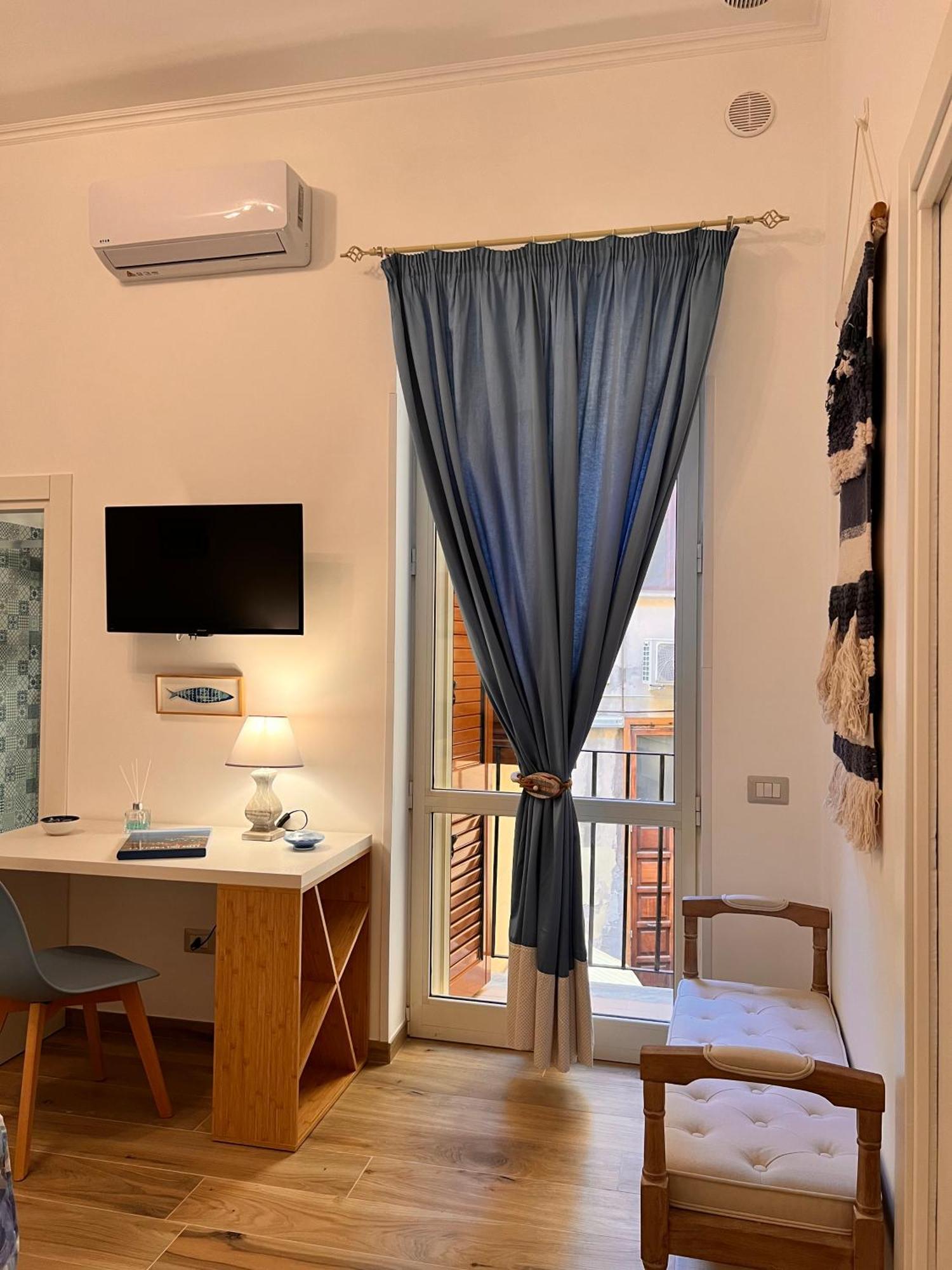 Eric'S House Διαμέρισμα Σαλέρνο Εξωτερικό φωτογραφία